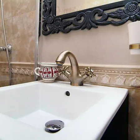 Istoric Center - Romanian Quiet Апартаменты Бухарест