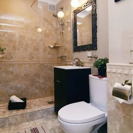 Istoric Center - Romanian Quiet Apartmán *