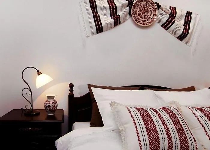 Istoric Center - Romanian Quiet Апартаменти