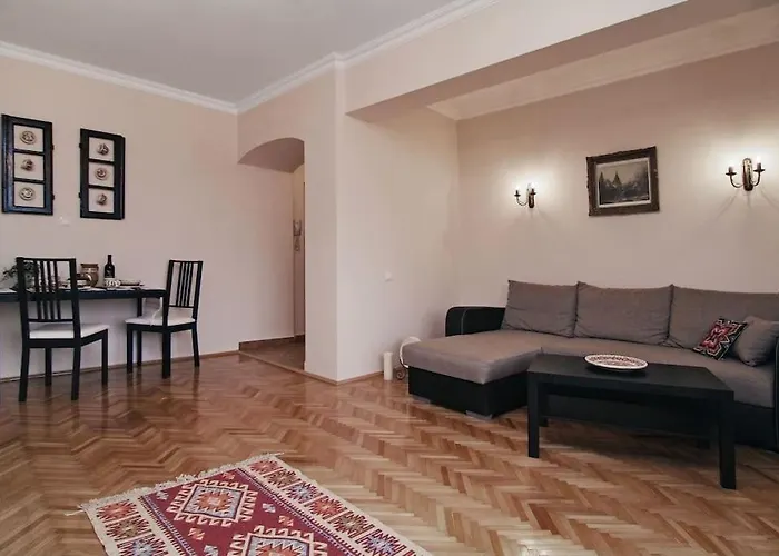 Istoric Center - Romanian Quiet Apartman *